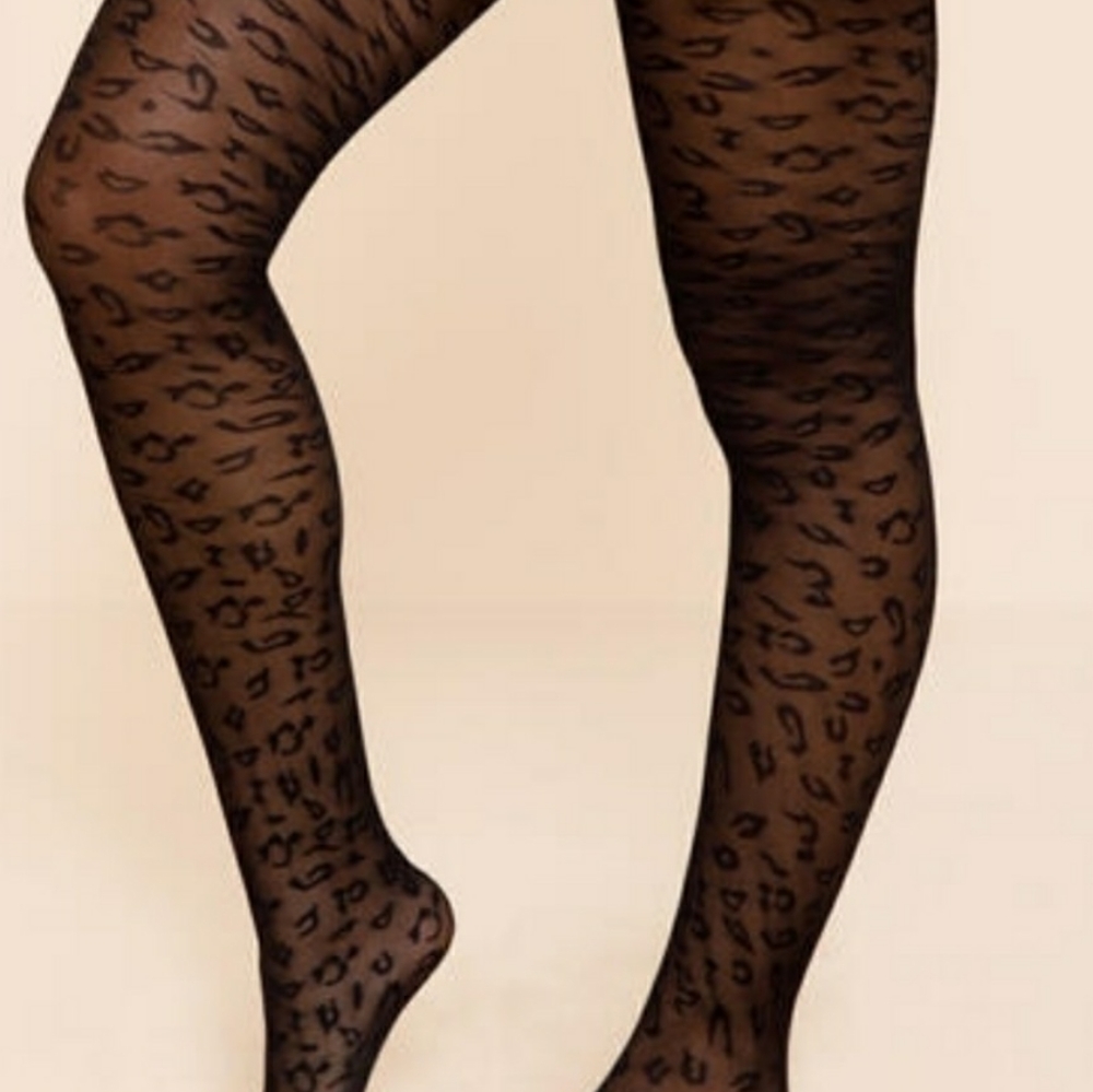 Leopard printed Tights size S/M